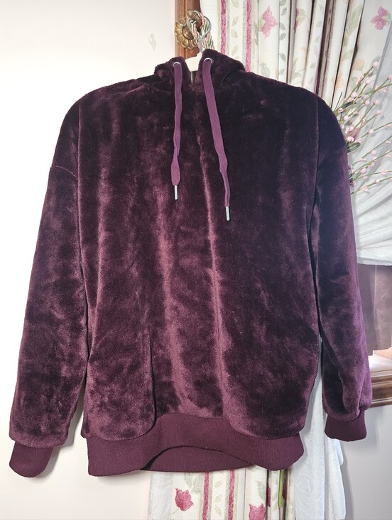 Streetwear Society Tops - Streetwear Society Burgundy Plush Faux Fur Hoodie